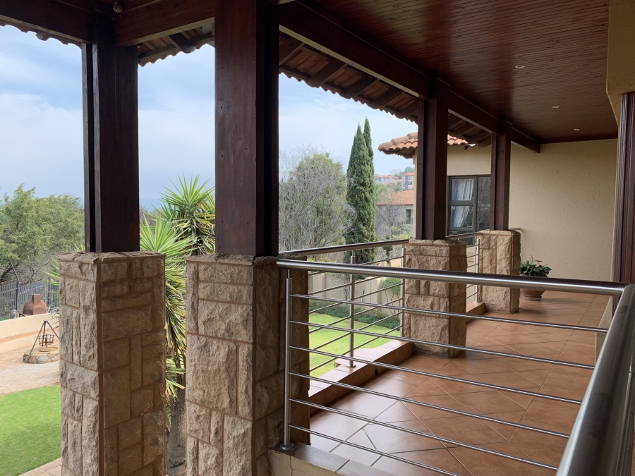 5 Bedroom Property for Sale in Birdwood Estate North West